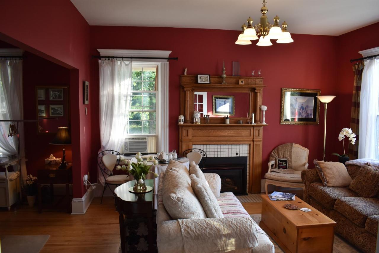 King George B&B Miramichi Exterior photo